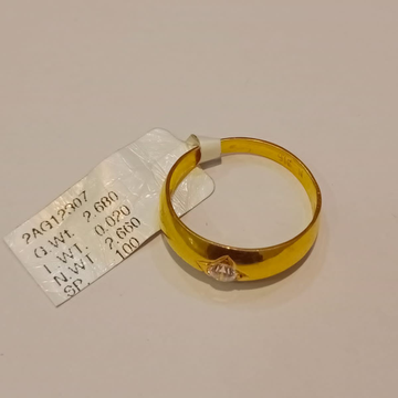 Women  stone rings & bands yellow gold